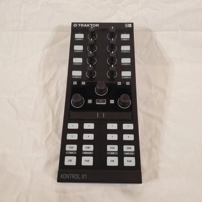 Native Instruments - TRAKTOR X1 MKII