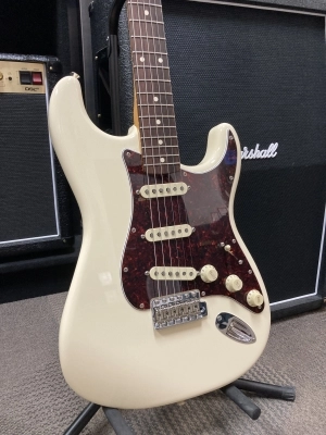 Fender Vintera 60's Stratocaster 2