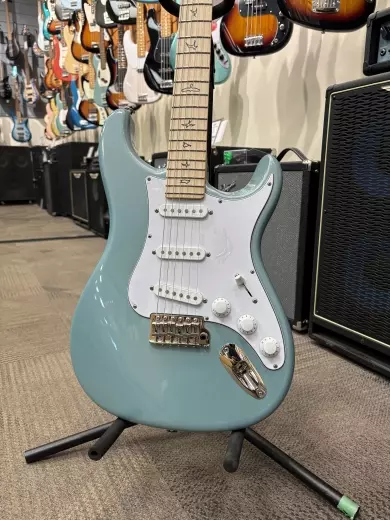 PRS Guitars Silver Sky Polar Blue 2