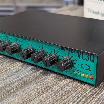 Gear Hunter | Joe Meek VC3Q Channel Strip