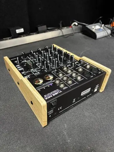 ART Pro Audio - TUBEMIX 2