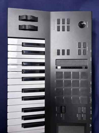 Akai - MPCKEY61 2