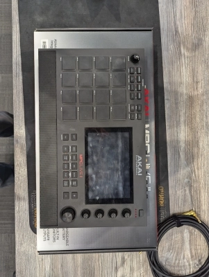Akai - MPC LIVE II 2