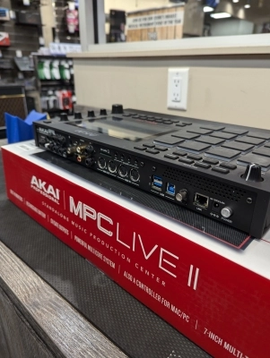 Akai - MPC LIVE II 2