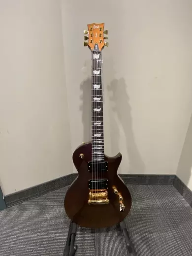 ESP Guitars - LEC1000GOLDAND 4