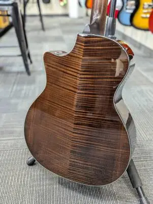 Taylor Guitars - 614CE VCL 2