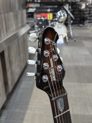 Ernie Ball Music Man - Ball Family Reserve JP6 3