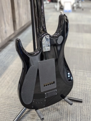 Ernie Ball Music Man - Ball Family Reserve JP6 5