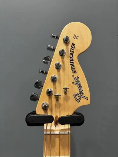 Fender - 011-4922-357 2