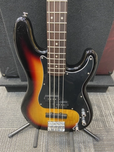 Squier - 037-6800-500 2