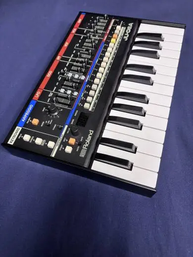 Roland - JU-06A 2