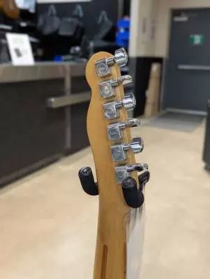 Fender 80's Standard Telecaster 2