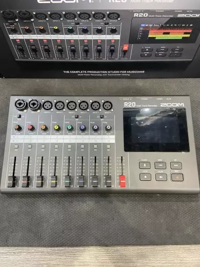 Zoom - R20 ZOOM
