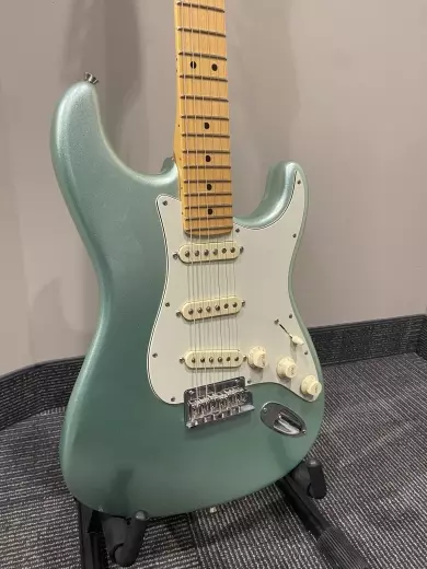 Fender - 011-3902-718