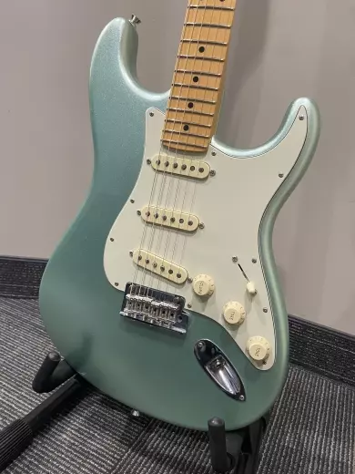 Fender - 011-3902-718 2