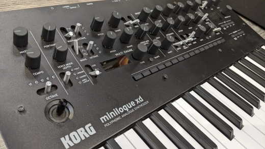 Korg - MINILOGUE XD 2