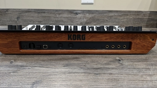 Korg - MINILOGUE XD 2