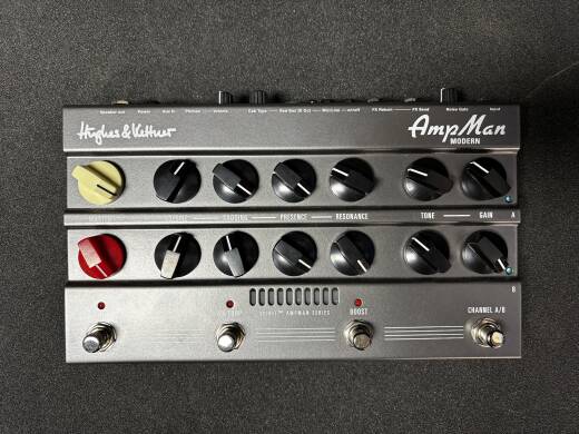 Hughes & Kettner AmpMan Modern Floor Amplifier