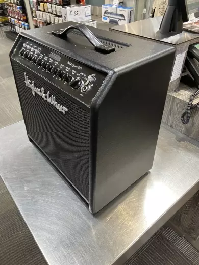 Hughes & Kettner - SPIRIT200COMBO 2