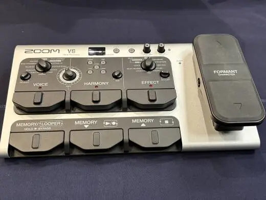 Zoom - V6SP ZOOM 2