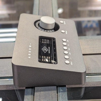 Universal Audio - UA-ARROW 2