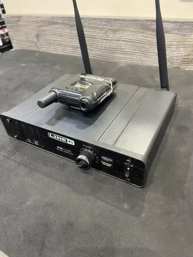 Store Special Product - Line 6 - L6XDV55HS/TAN