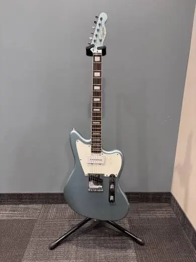 Squier - 037-7008-583
