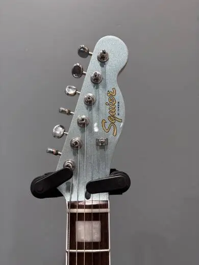 Squier - 037-7008-583 2