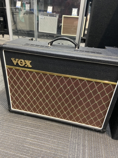 Store Special Product - Vox - AC15C1