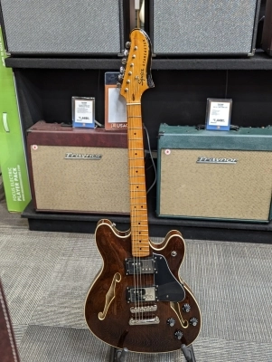 Squier - Starcaster Walnut