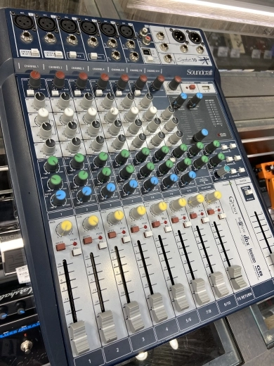 Soundcraft - SIGNATURE 10 2