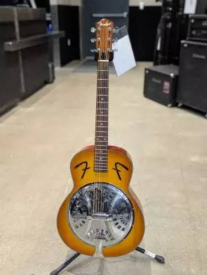 Fender FR-50 Resonator 2