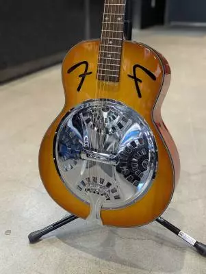 Fender FR-50 Resonator