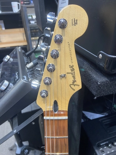 Fender - 014-4563-552 2