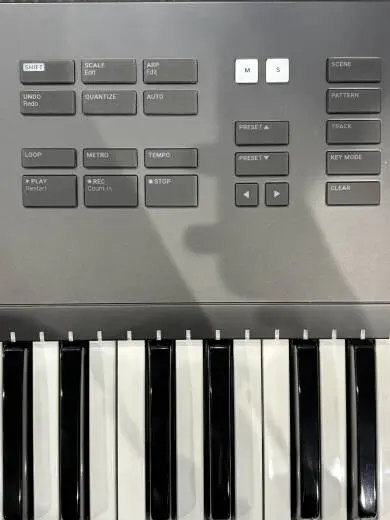 Native Instruments - KONTROL S61 MK2 2