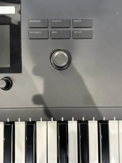 Native Instruments - KONTROL S61 MK2 2