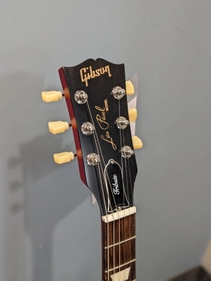 Gibson - LP Tribute Satin Cherry Burst 3