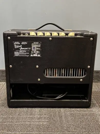 Fender - 223-1500-000 2