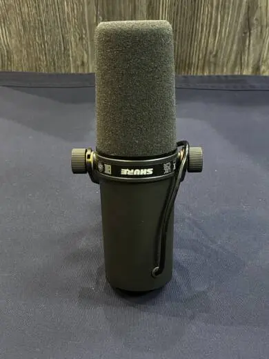 Shure - SM7B 2