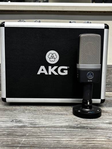 Gear Hunter | AKG - C214 AKG