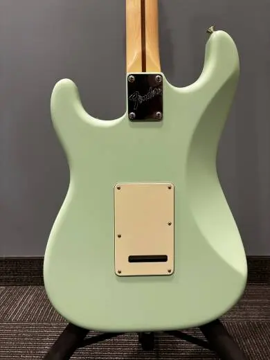 Fender - 011-4922-357 2