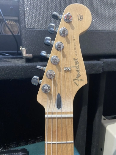 Fender - 014-4502-573 5