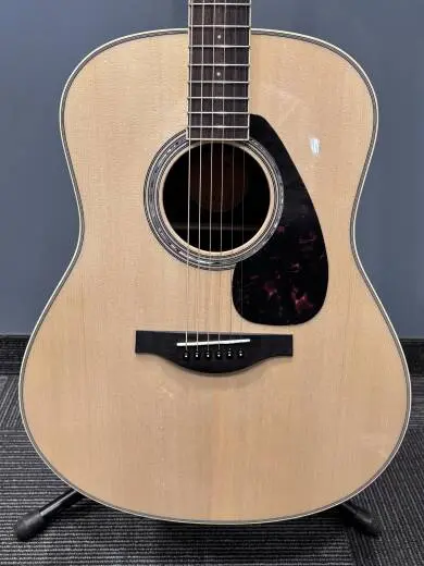 Yamaha - LL6ARE 2
