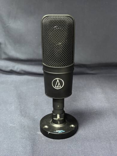 Audio-Technica AT4040 Condenser Microphone | Long & McQuade