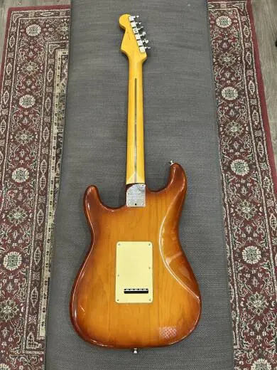 Fender - 011-3912-747 2