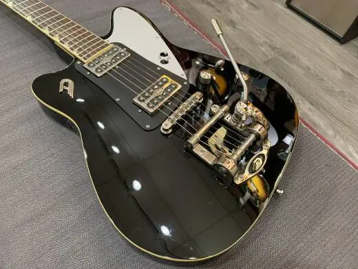 DUESENBERG FALKEN 2