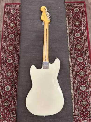 SQUIER MODDED BRONCOSTANG 2