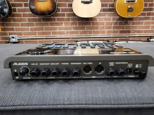 Alesis - SR-18 2