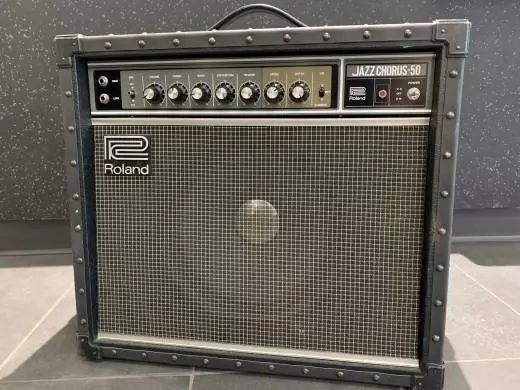 ROLAND JC-50