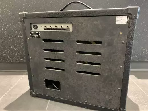 ROLAND JC-50 2